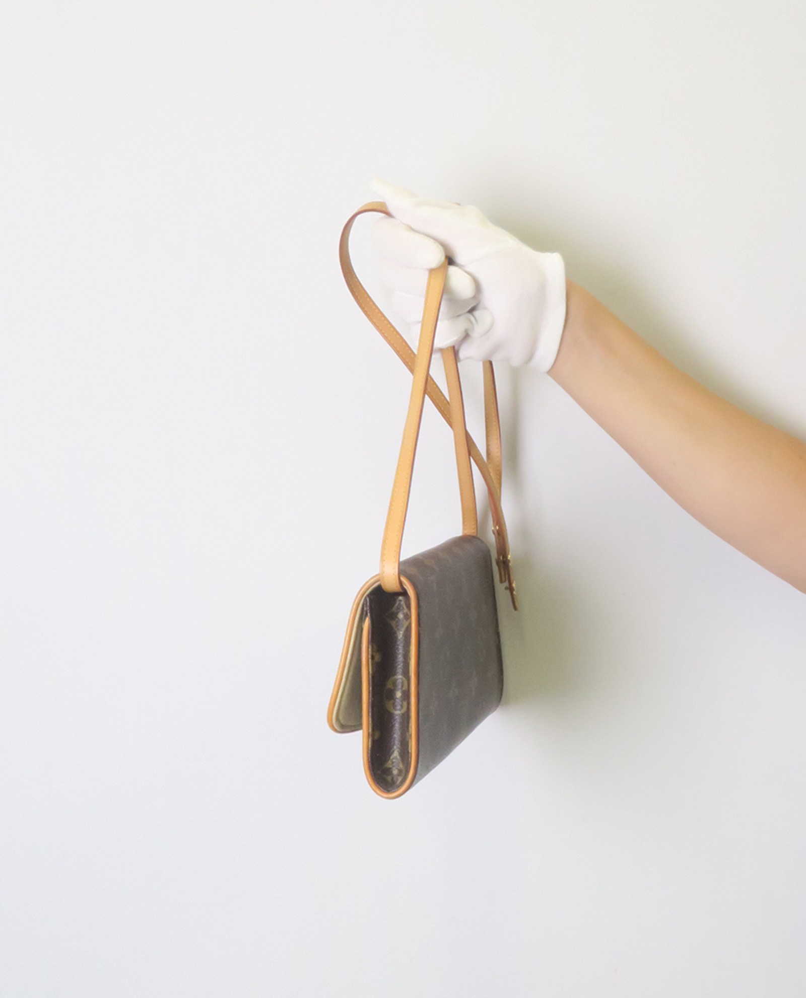 Bandolera, 250&euro;, Marrón, Vista inferior